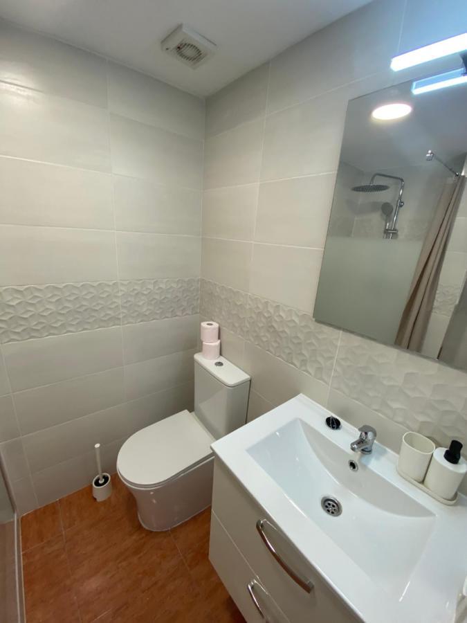 ולנסיה Habitaciones Con Bano Y Cocina Privada מראה חיצוני תמונה
